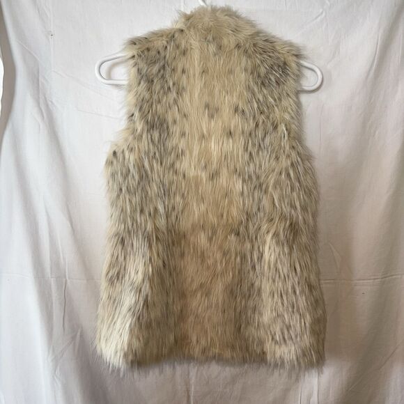 RACHEL ZOE Woman's Faux Fur Satin Lined Vest Super Soft Size Small - Picture 6 of 6